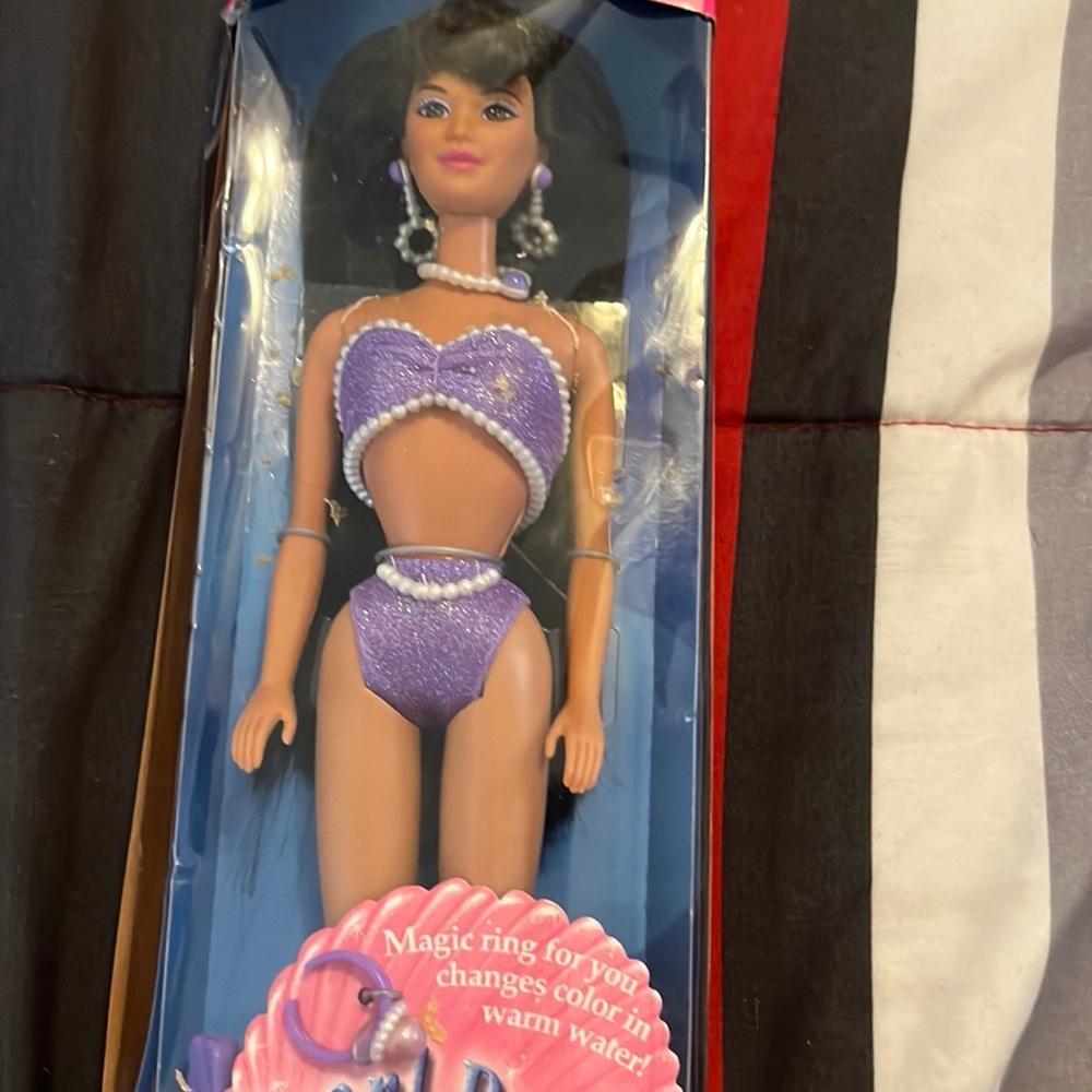 Kira friend of Barbies